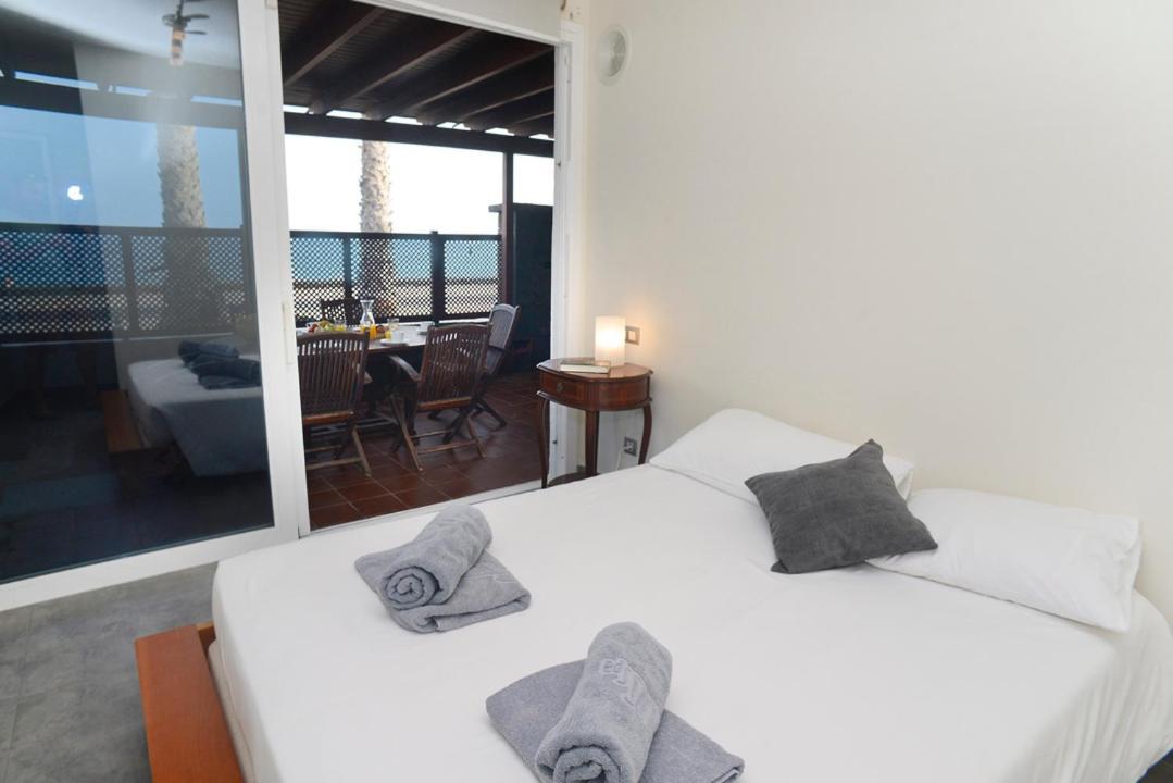 La Casa De La Playa Villa Puerto del Carmen  Bagian luar foto